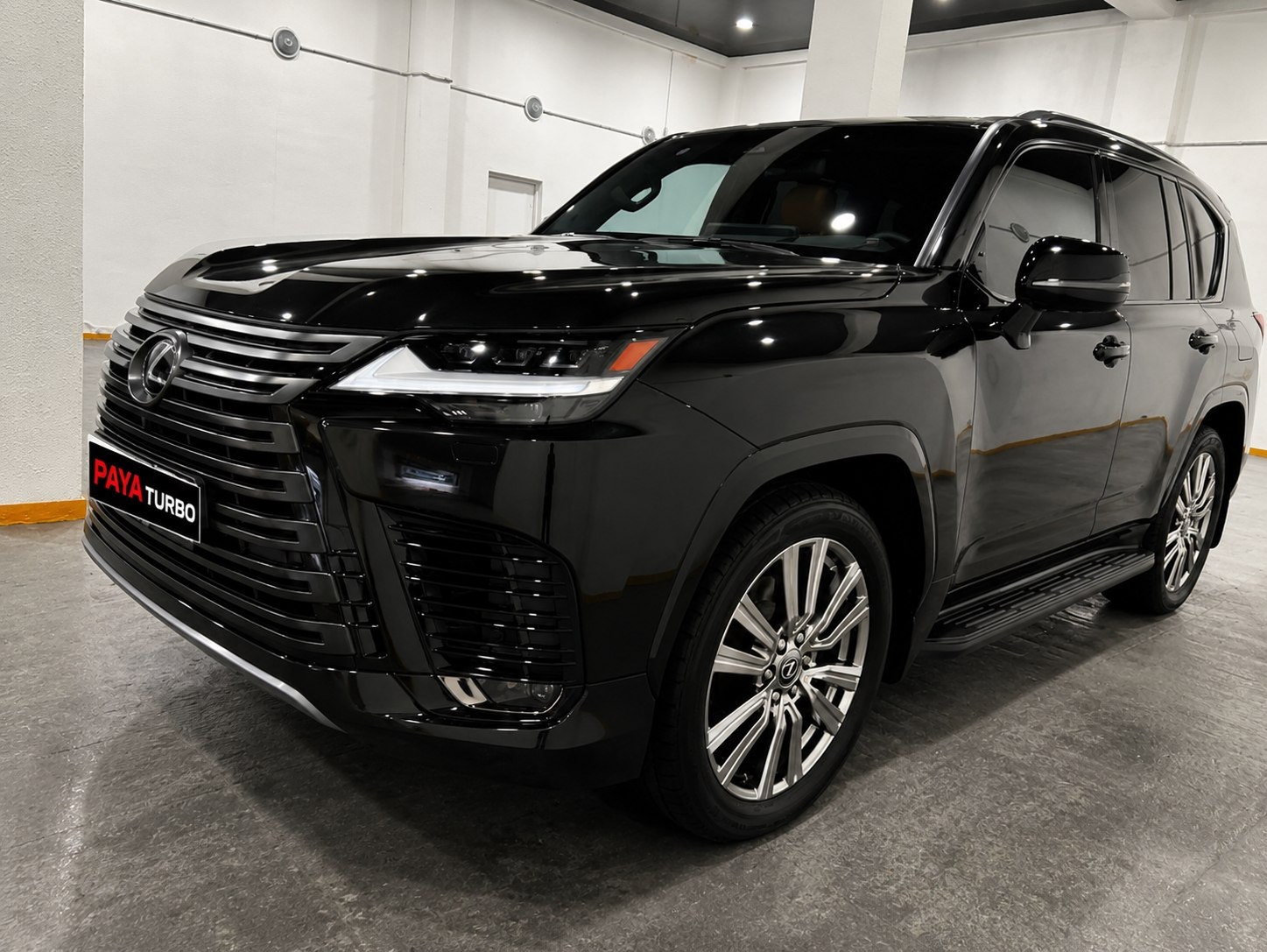 Lexus LX
