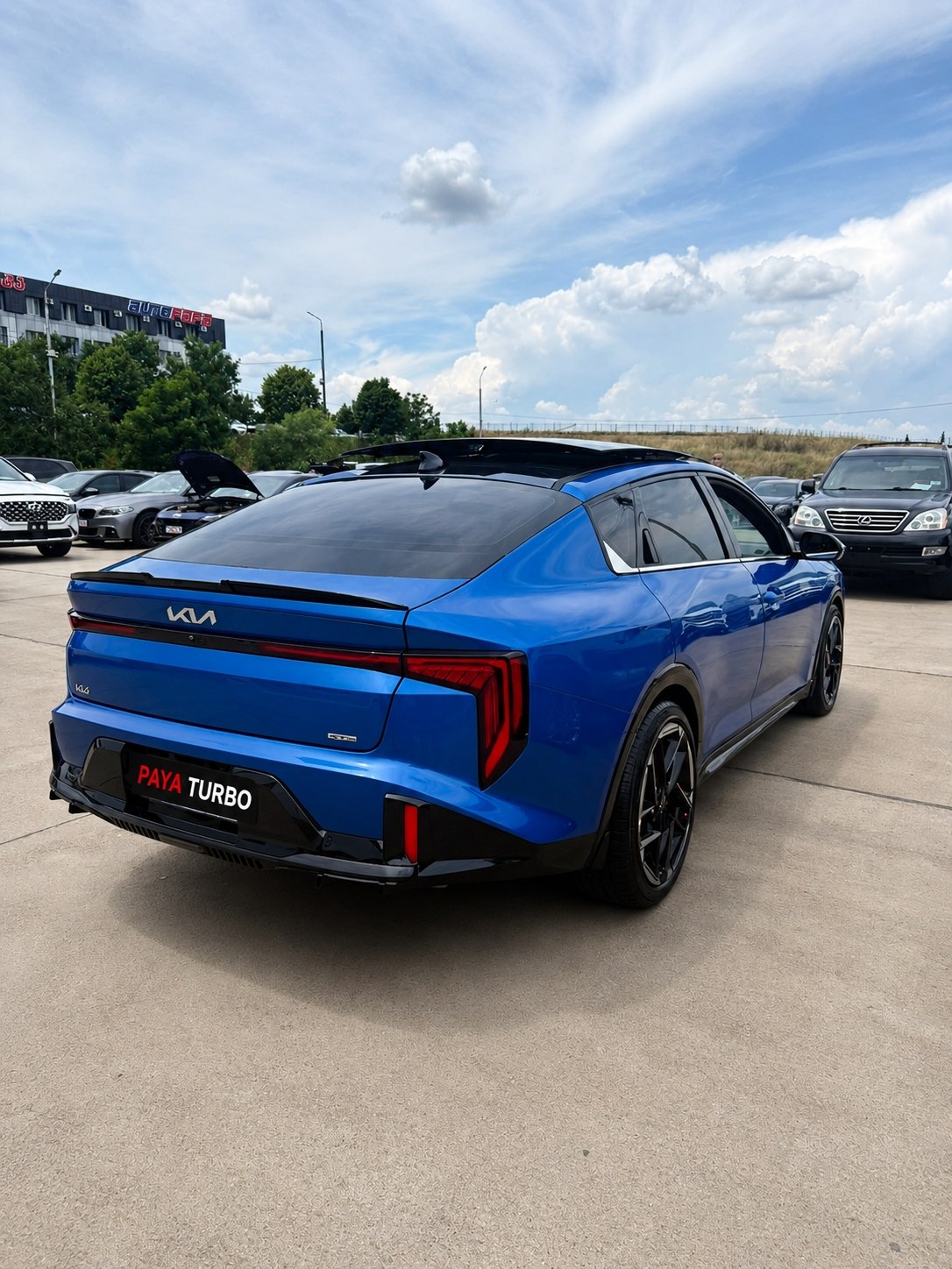 Kia k4