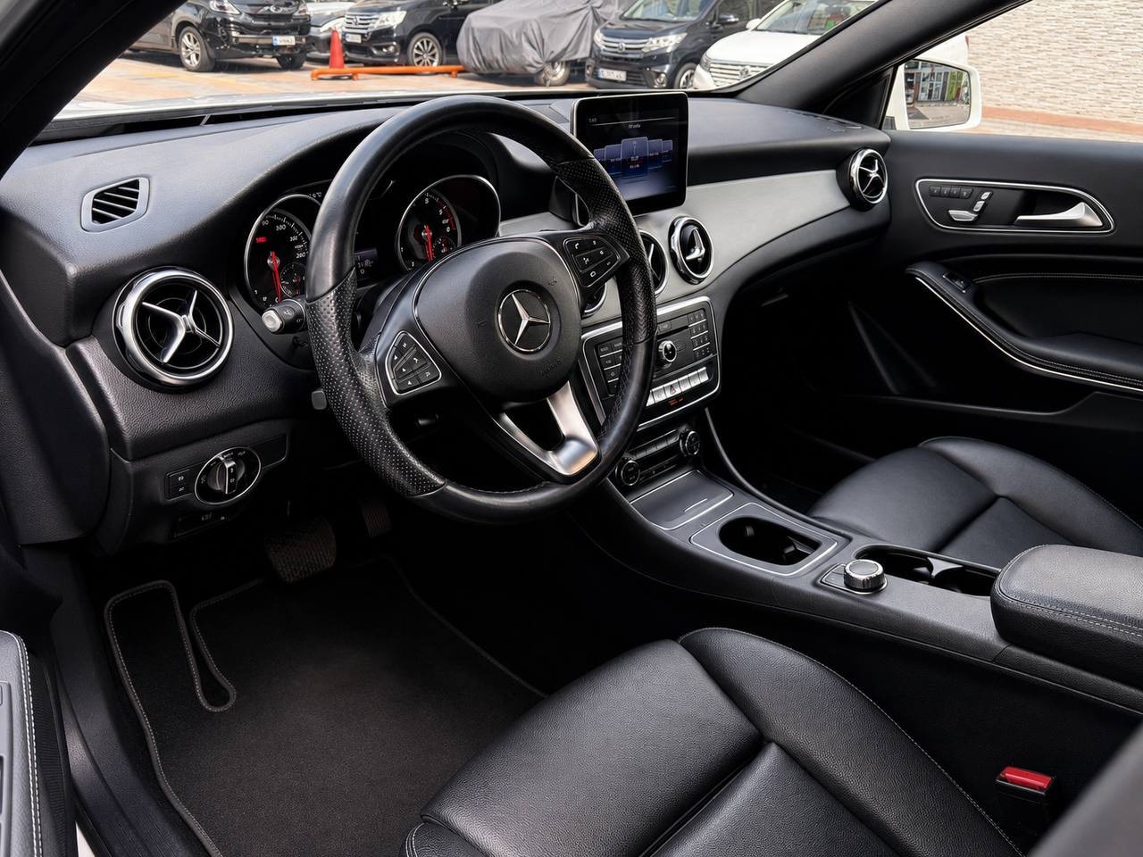 مرسدس بنز GLA 250
