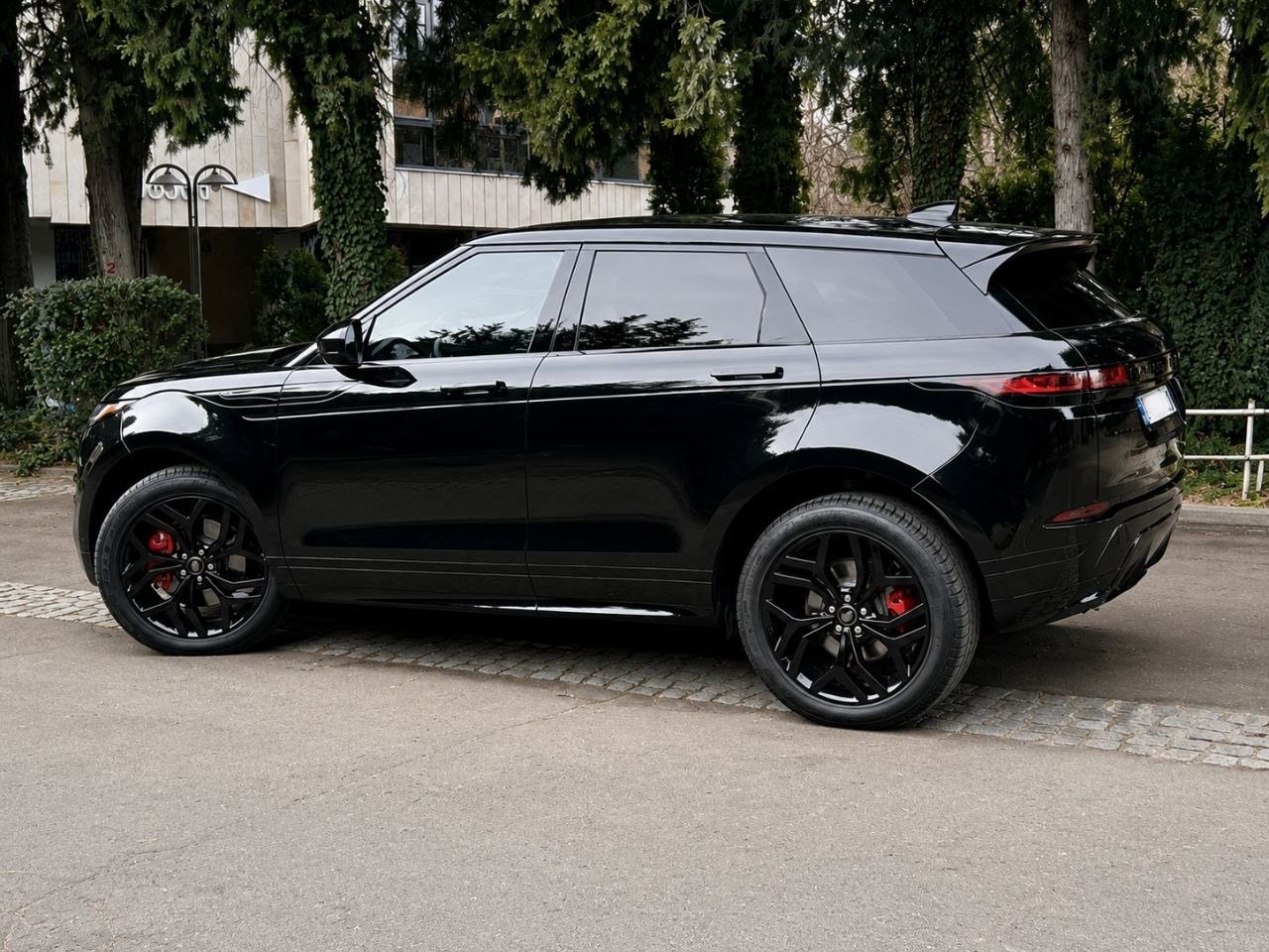 رنجرور Velar
