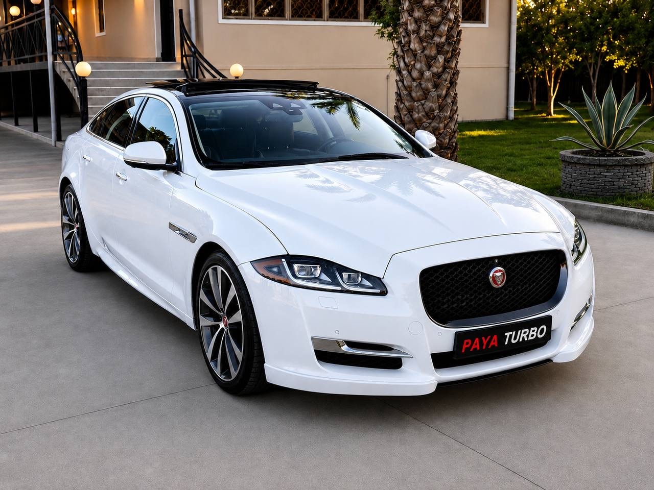 جگوار XJ,R Sport