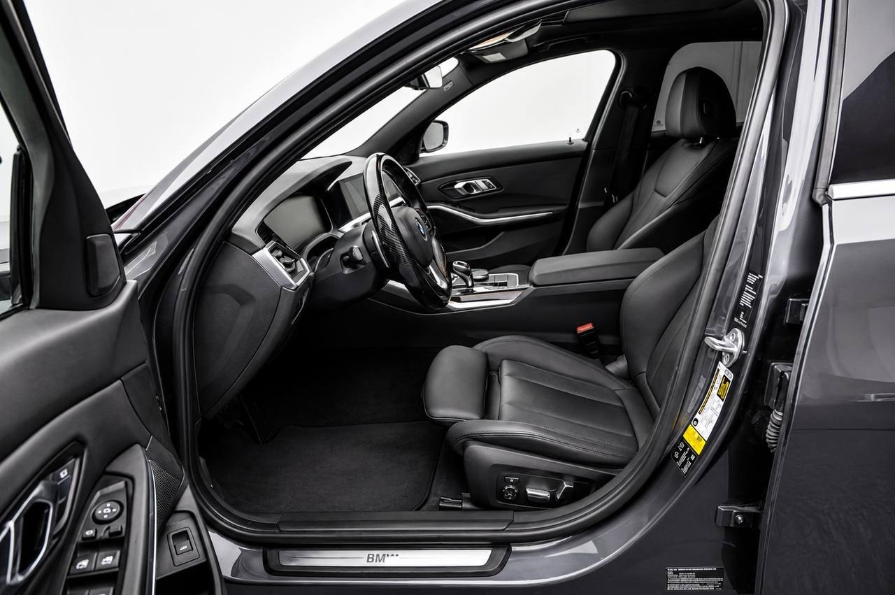 BMW 330i xDrive