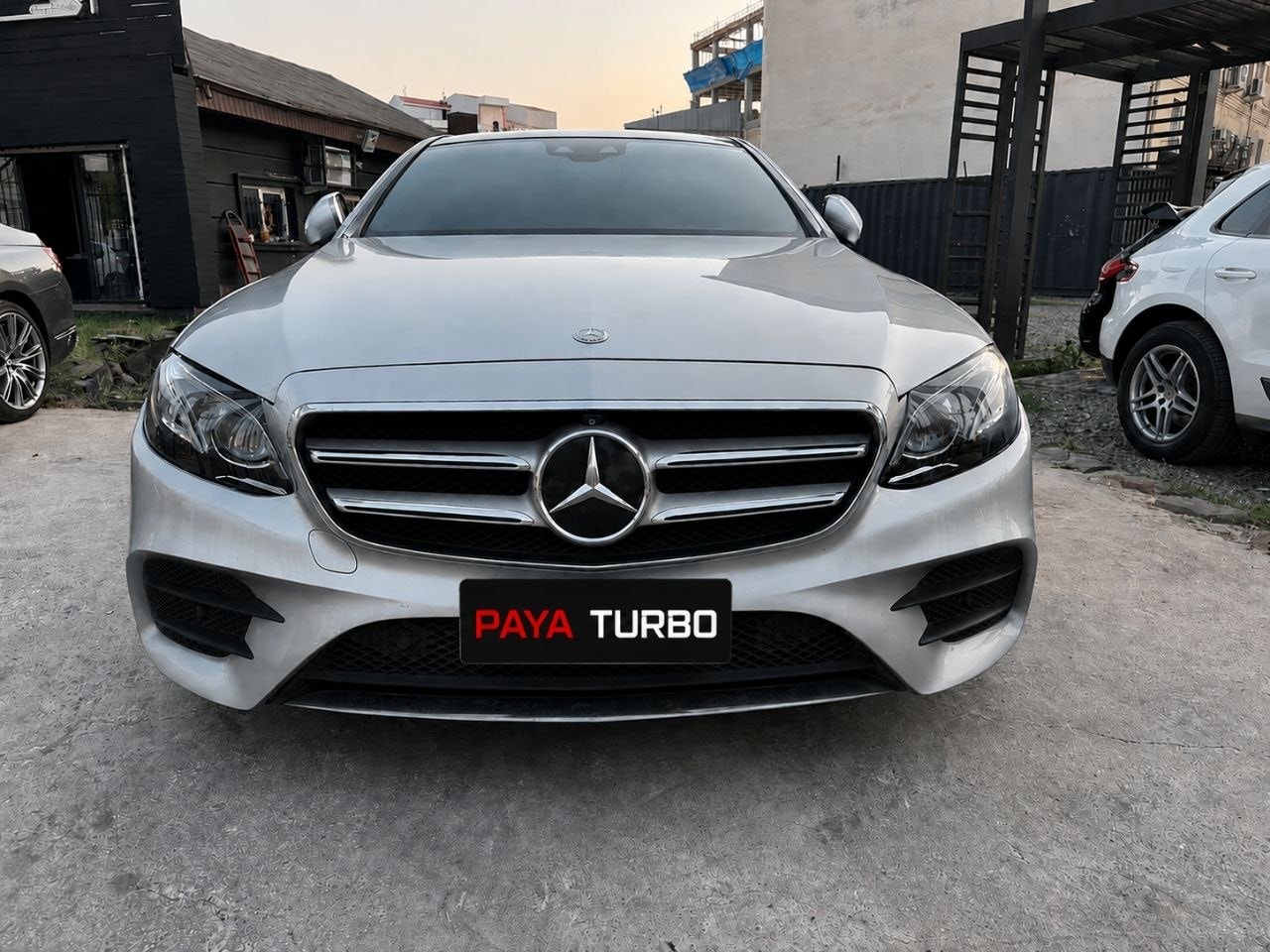 مرسدس بنز E300 AMG