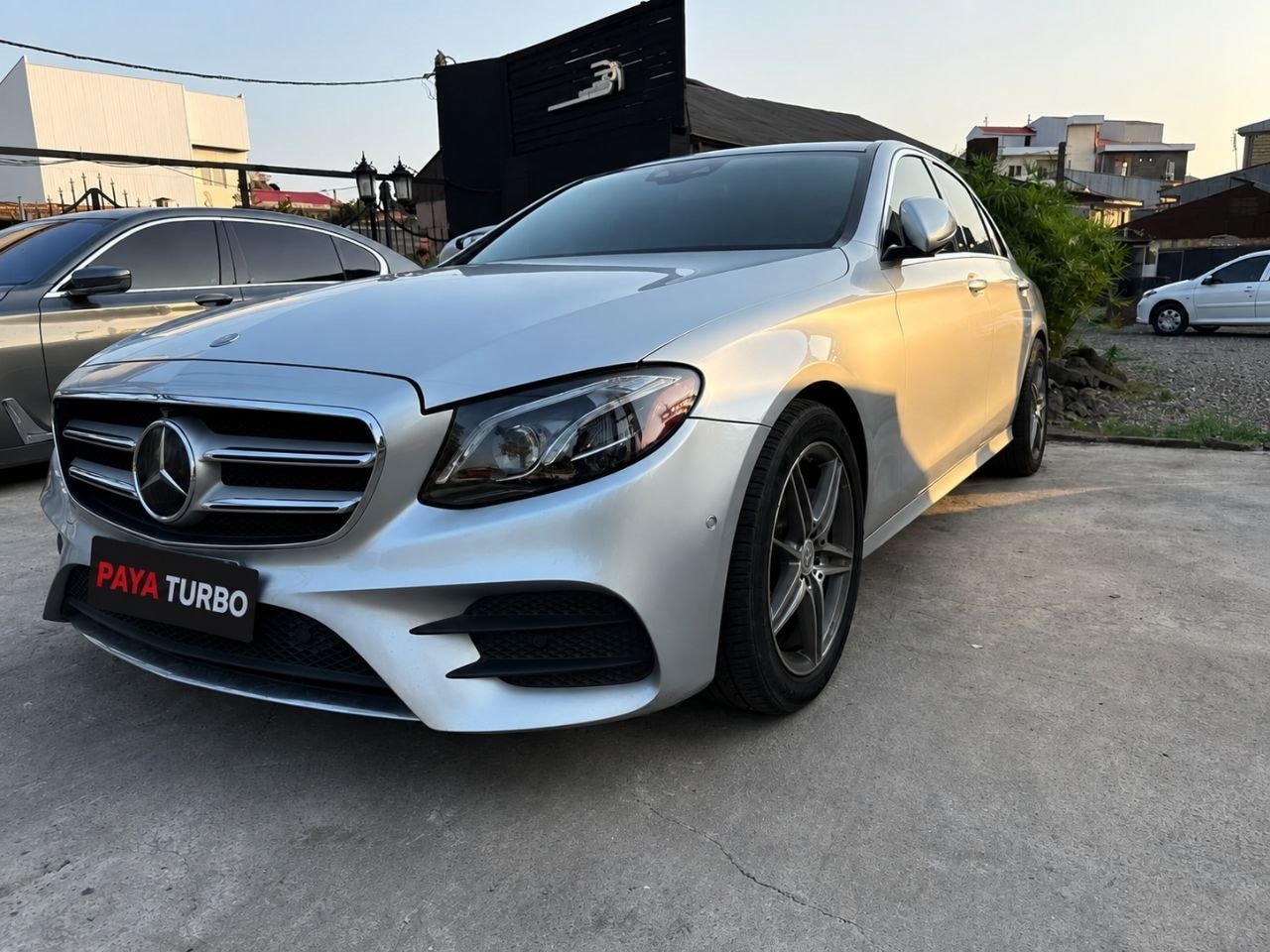 مرسدس بنز E300 AMG