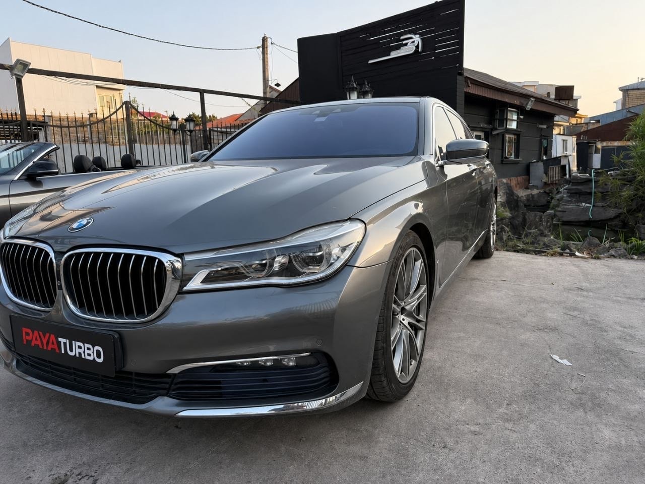 BMW 730LI