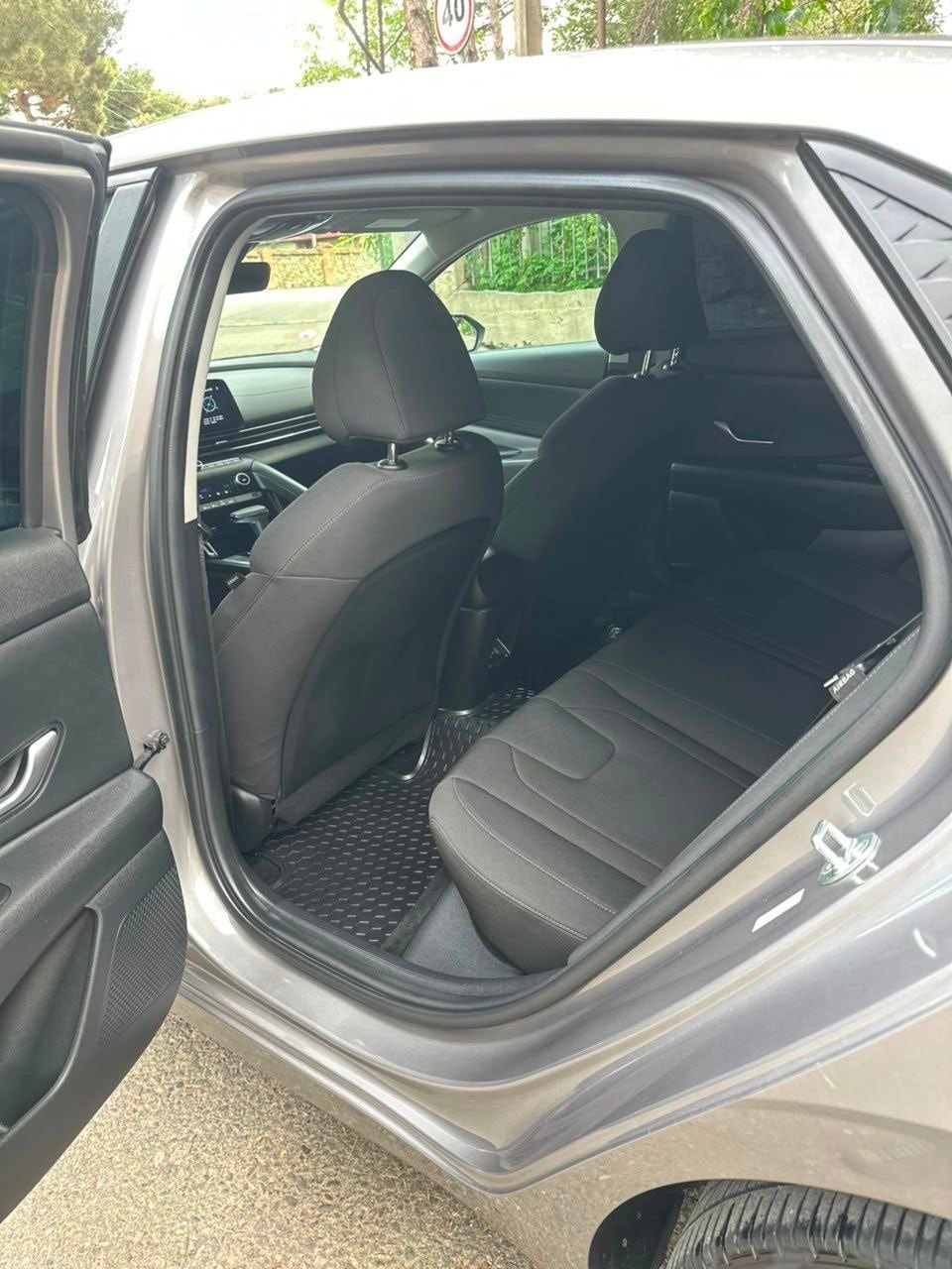 هیوندای Elantra