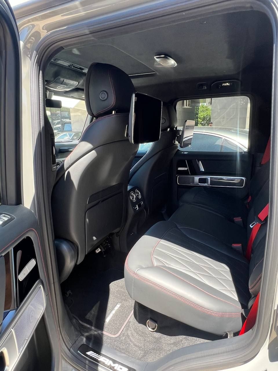 مرسدس بنز Mercedes-AMG G63